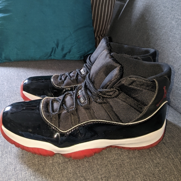 Jordan 11 retro breds - Picture 4 of 5